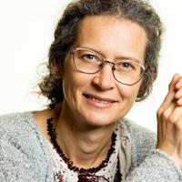 Dr Iryna Herzon